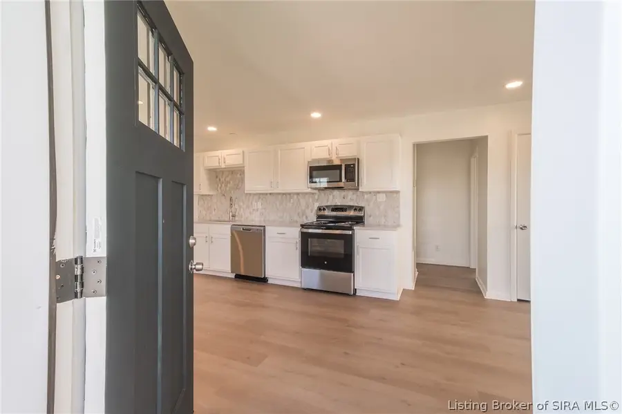 2127 Beech Grove Avenue, New Albany, IN 47150 - #2