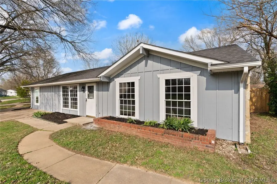 427 Webster Boulevard, Jeffersonville, IN 47130 - #2