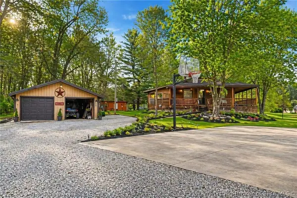 8900 Turkey Farm Road Nw, New Salisbury, IN 47161