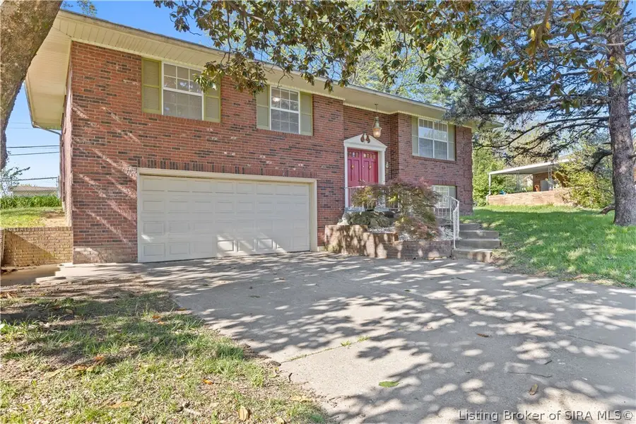 1215 Sportsman Drive, Jeffersonville, IN 47130 - #3