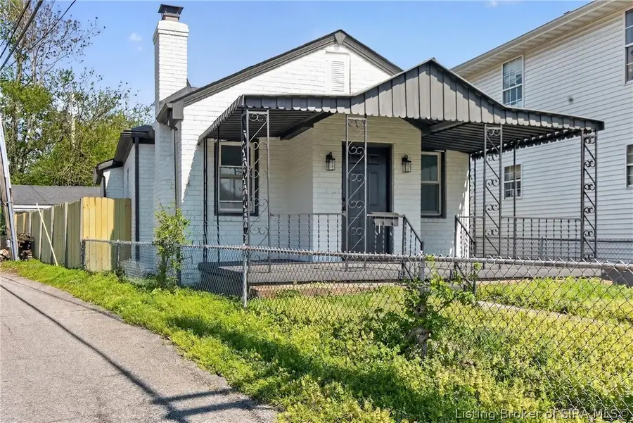 324 E 11th Street, New Albany, IN 47150 - #2