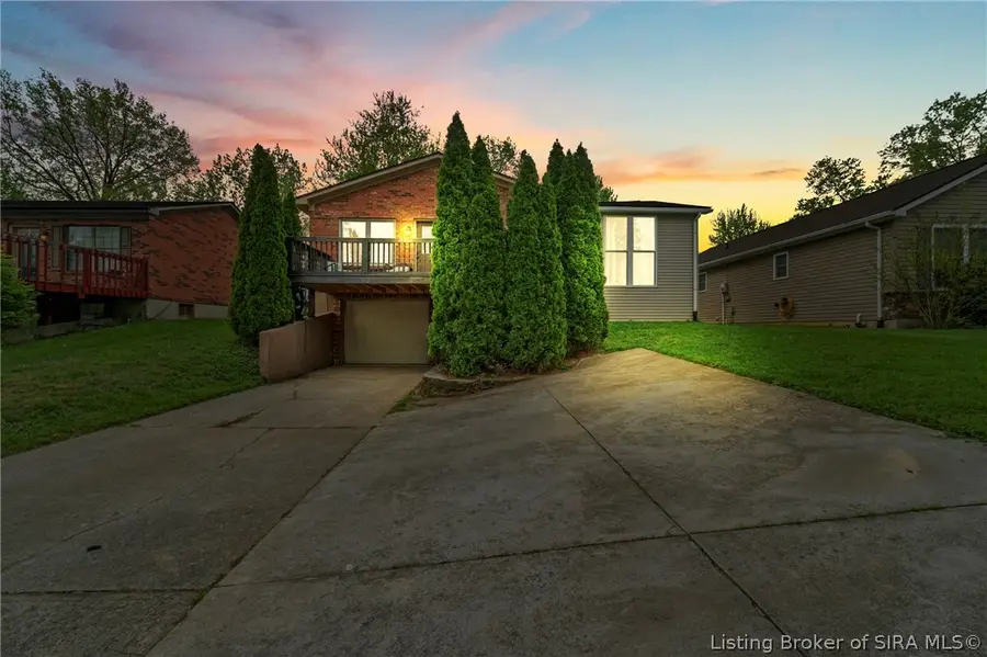 3820 Carver Street, New Albany, IN 47150 - #2