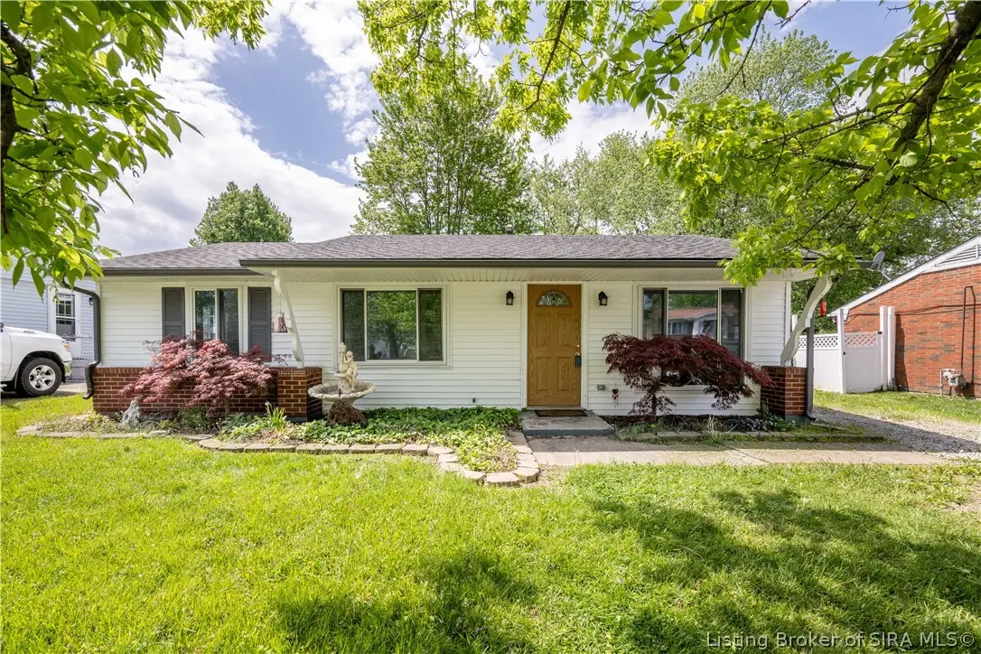 1705 Beaumont Drive, Clarksville, IN 47129 - #1