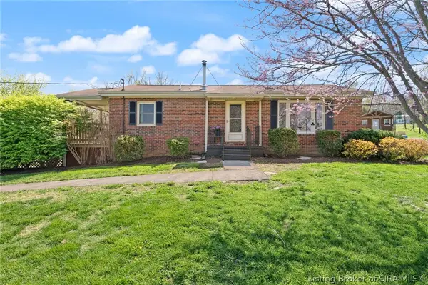 1917 E Dutch Creek Road, Pekin, IN 47165