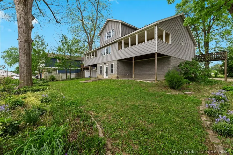 201 S 3rd Street, Jeffersonville, IN 47130 - #2