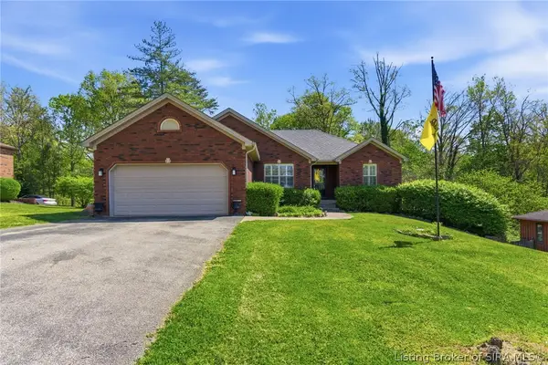 1117 Lakeview Drive, Borden, IN 47106