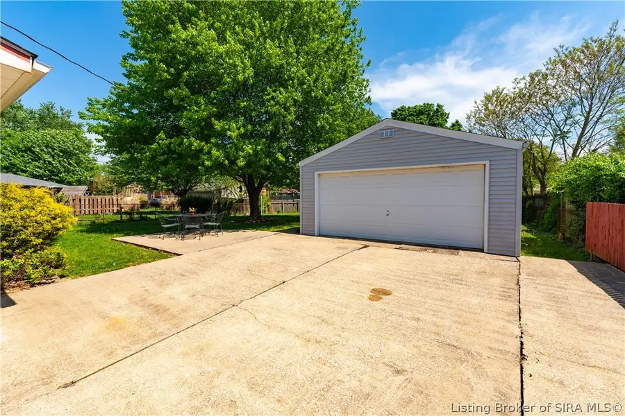 1726 Tennyson Drive, Clarksville, IN 47129 - #3