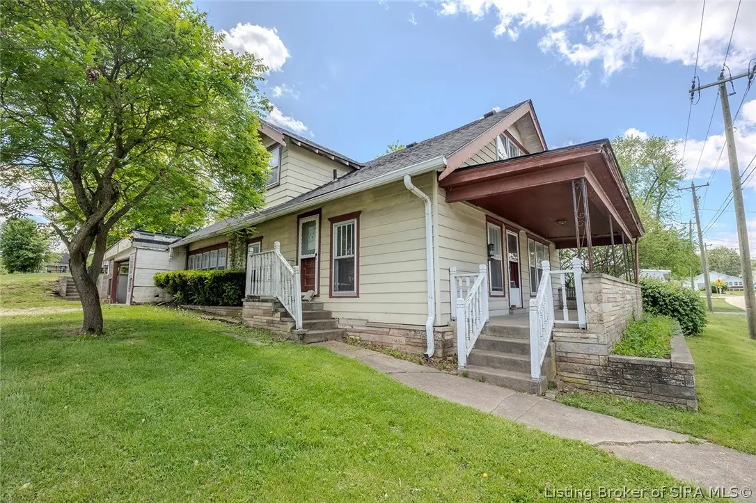 500 W Mulberry Street, Salem, IN 47167 - #1