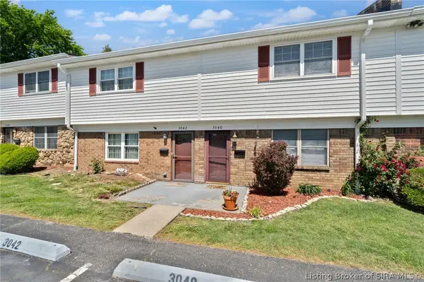 3040 Wooded Way, Jeffersonville, IN 47130