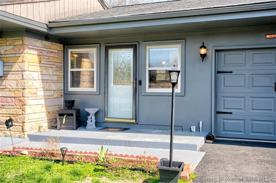 800 N Blue River Road, Pekin, IN 47165 - #2