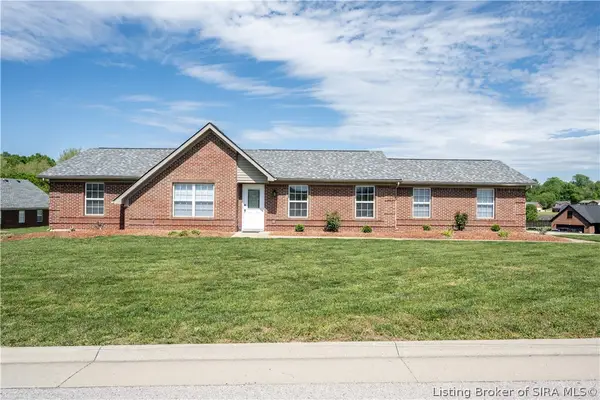 2801 Boulder Court, Jeffersonville, IN 47130