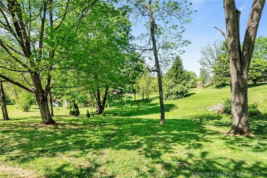 4013 Scenic Valley Road, Floyds Knobs, IN 47119 - #2