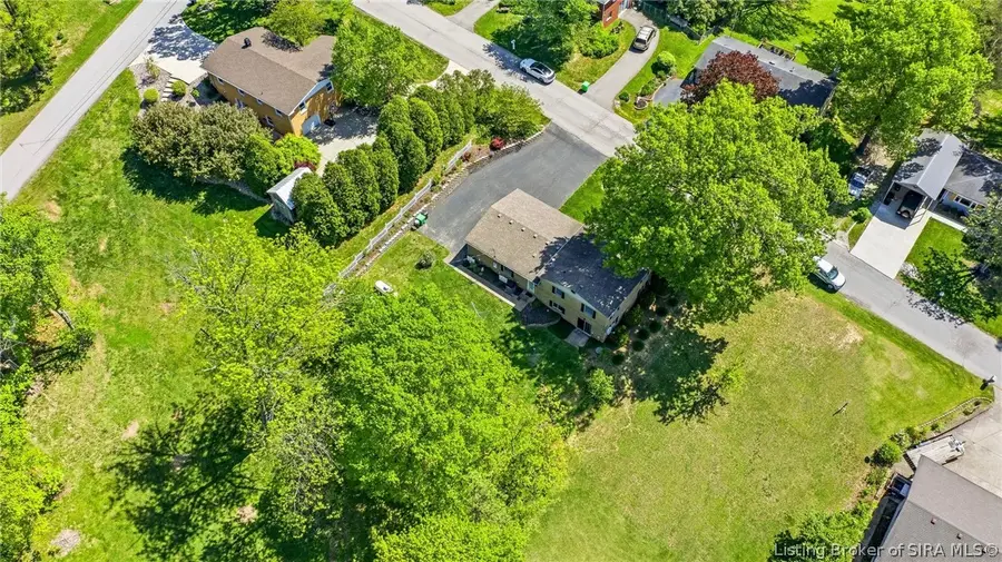 4013 Scenic Valley Road, Floyds Knobs, IN 47119 - #3