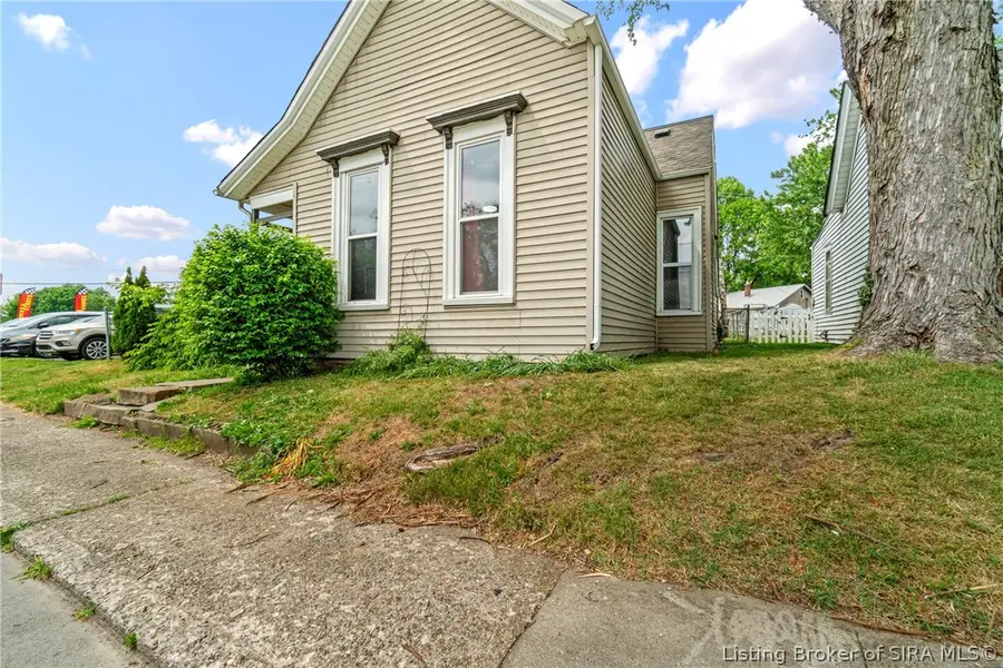 1013 Beeler Street, New Albany, IN 47150 - #3