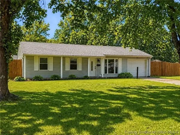 205 West Street, Crothersville, IN 47229