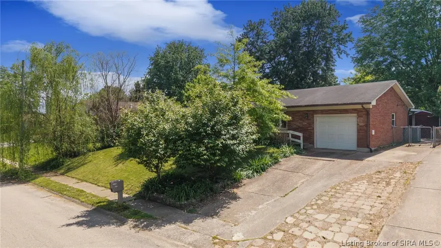 620 Roseview Terrace, New Albany, IN 47150 - #2