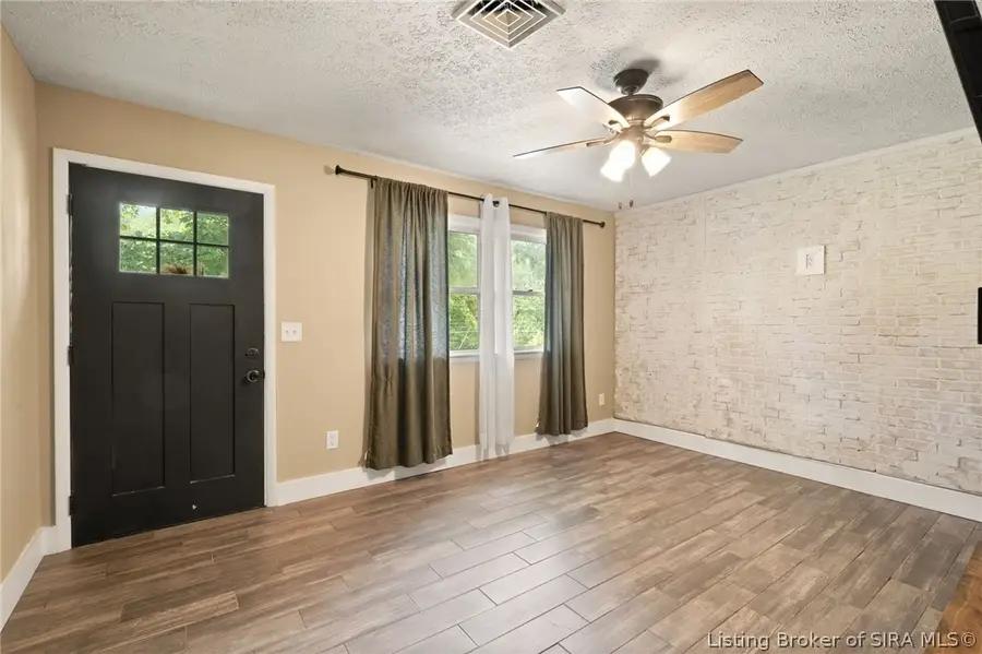 507 East Main Street Nw, Depauw, IN 47115 - #3