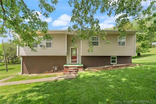 1081 E Smith Circle, Paoli, IN 47454