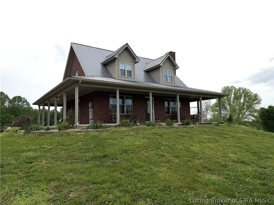 566 W Shanks Hill Road, Pekin, IN 47165 - #2