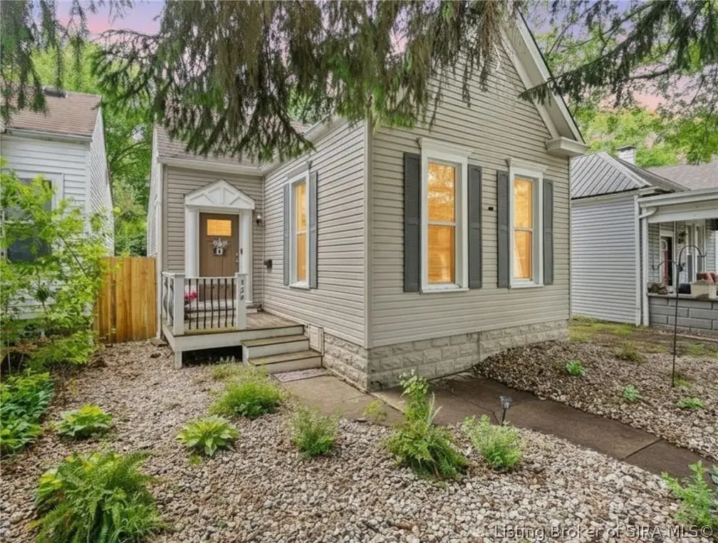 329 E 14th Street, New Albany, IN 47150 - #1