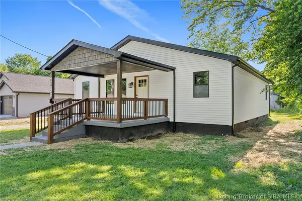 1130 Mann Avenue, Austin, IN 47102
