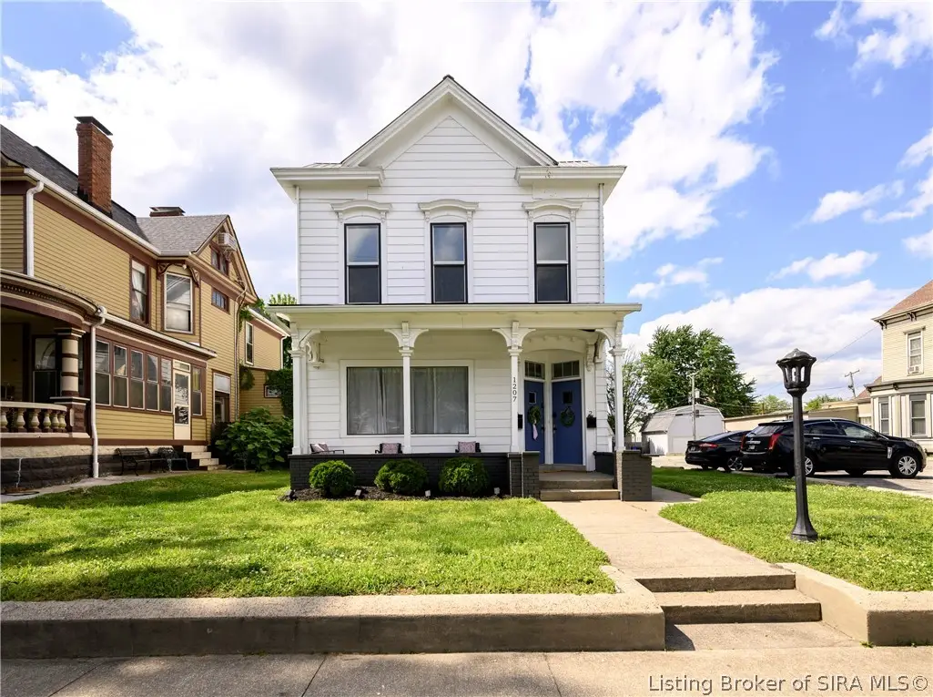 1207 E Spring Street, New Albany, IN 47150 - #1