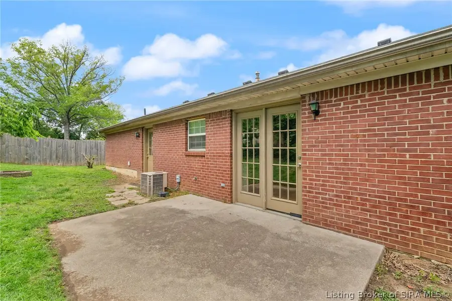 61 Wolfe Trace Court, New Albany, IN 47150 - #3