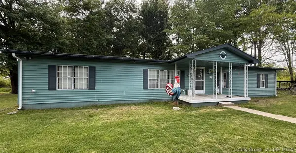 2718 N Bethlehem Road, Austin, IN 47102