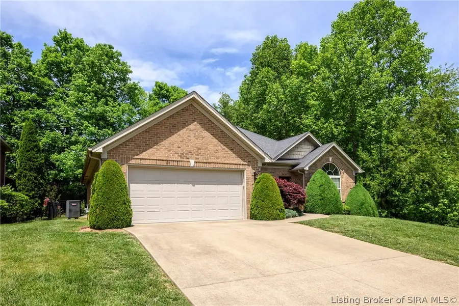 7022 Plum Creek Drive, Sellersburg, IN 47172 - #3