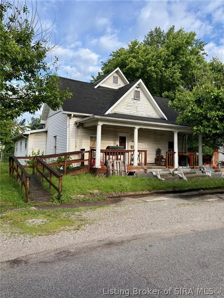 140 N Meridian Street, Scottsburg, IN 47170 - #1