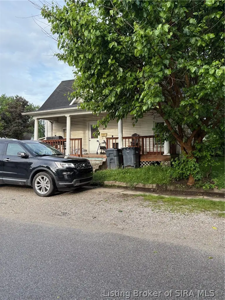 140 N Meridian Street, Scottsburg, IN 47170 - #2