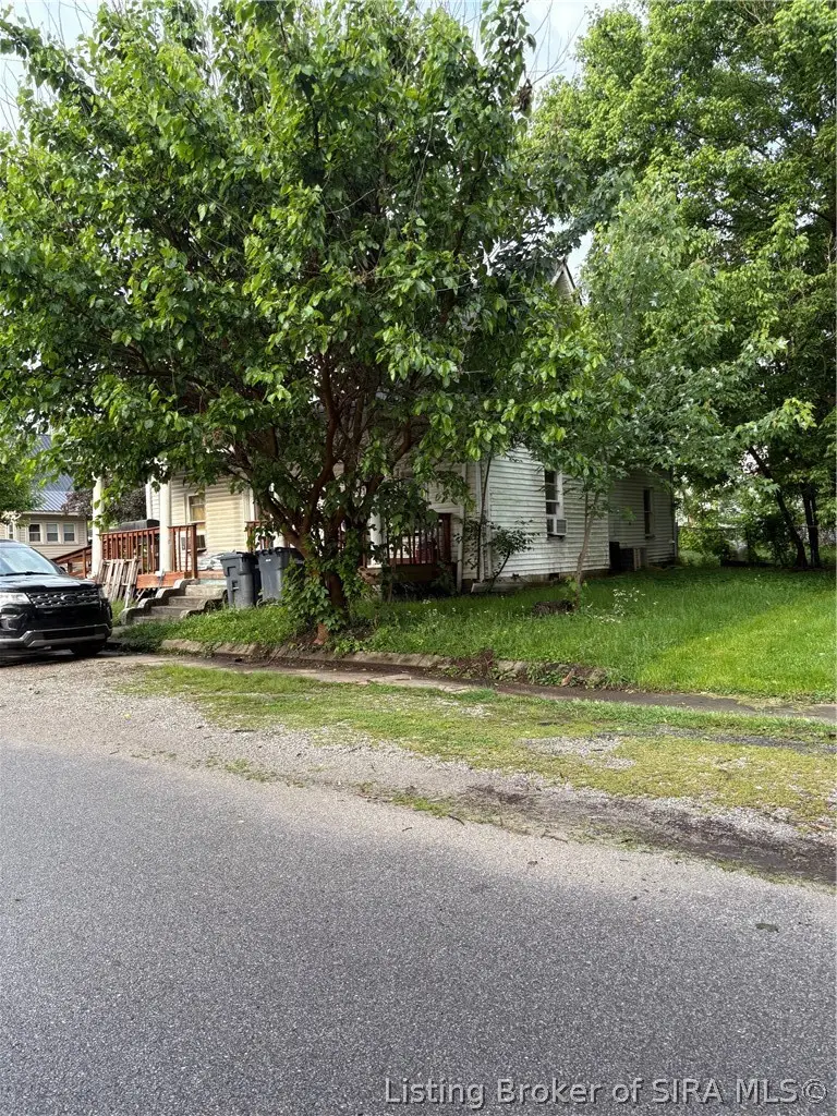 140 N Meridian Street, Scottsburg, IN 47170 - #3