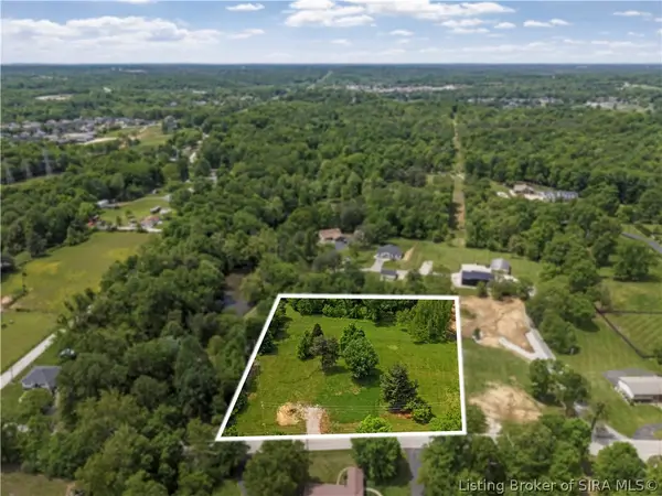 2725 Old Hill Road, Floyds Knobs, IN 47119
