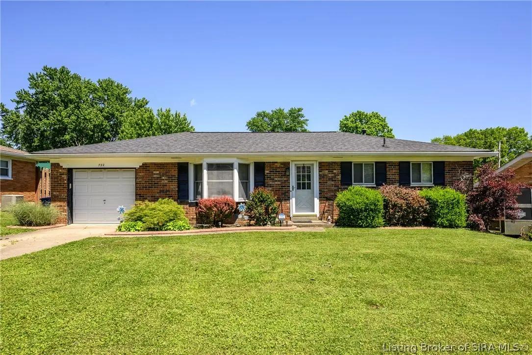 722 W Delaware Court, Sellersburg, IN 47172 - #1