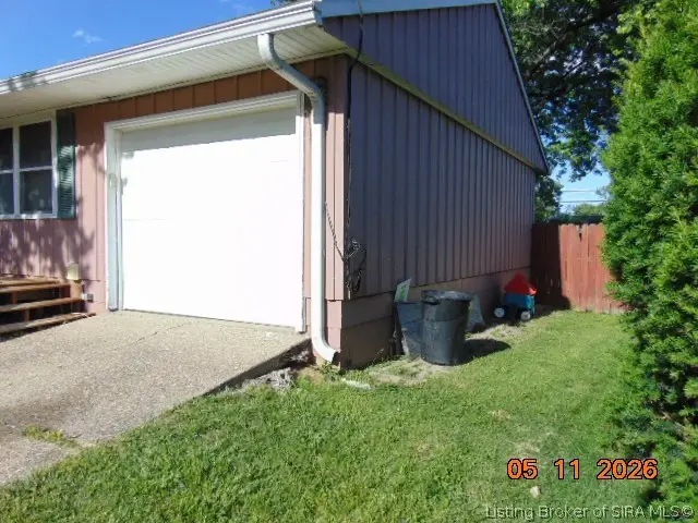 1710 Tennyson Drive, Clarksville, IN 47129 - #3