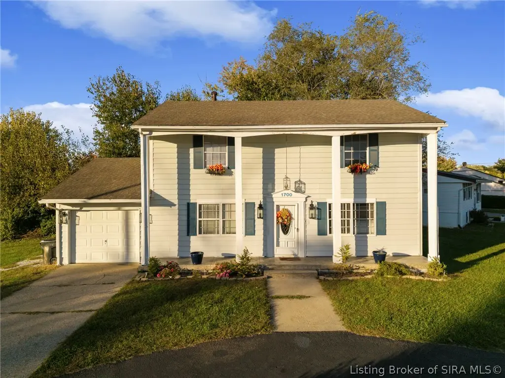 1700 Tennyson Drive, Clarksville, IN 47129 - #1