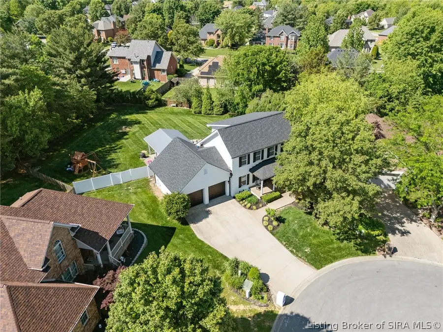 2850 Sandalwood Drive, New Albany, IN 47150 - #3