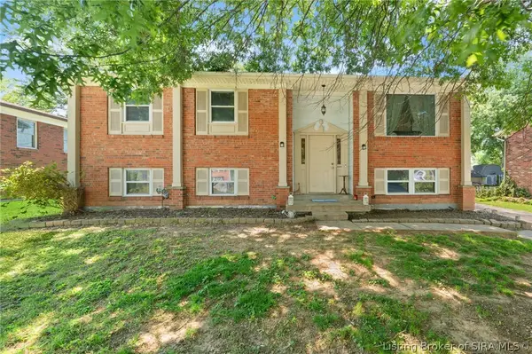 2004 Ruck Lane, Jeffersonville, IN 47130