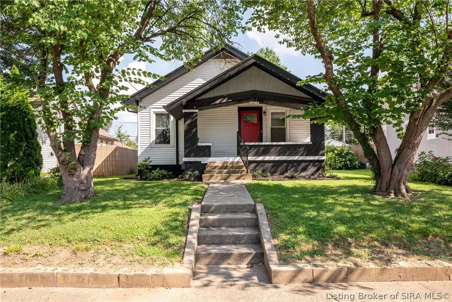 2216 Morton Avenue, New Albany, IN 47150 - #2