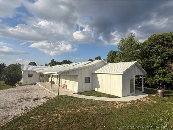 2350 N Whiskey Hollow Road, Salem, IN 47167