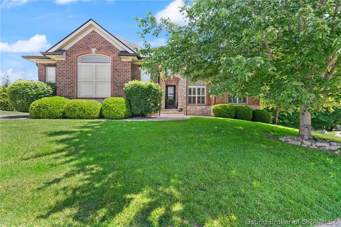 3435 Royal Lake Drive, Floyds Knobs, IN 47119 - #1