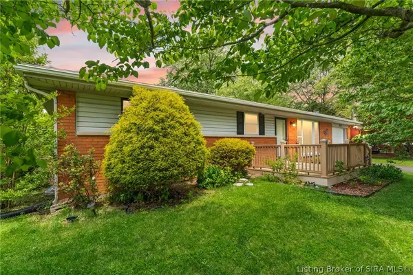 2502 Pamela Drive, New Albany, IN 47150