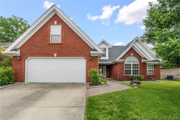 4225 Silver Glade Trail, Sellersburg, IN 47172