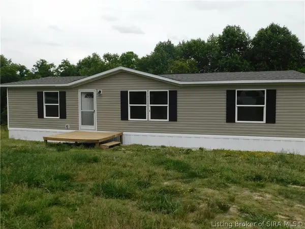 6356 Scotch Pine Road, Cannelton, IN 47520