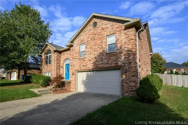 1034 Brookstone Court, Georgetown, IN 47122