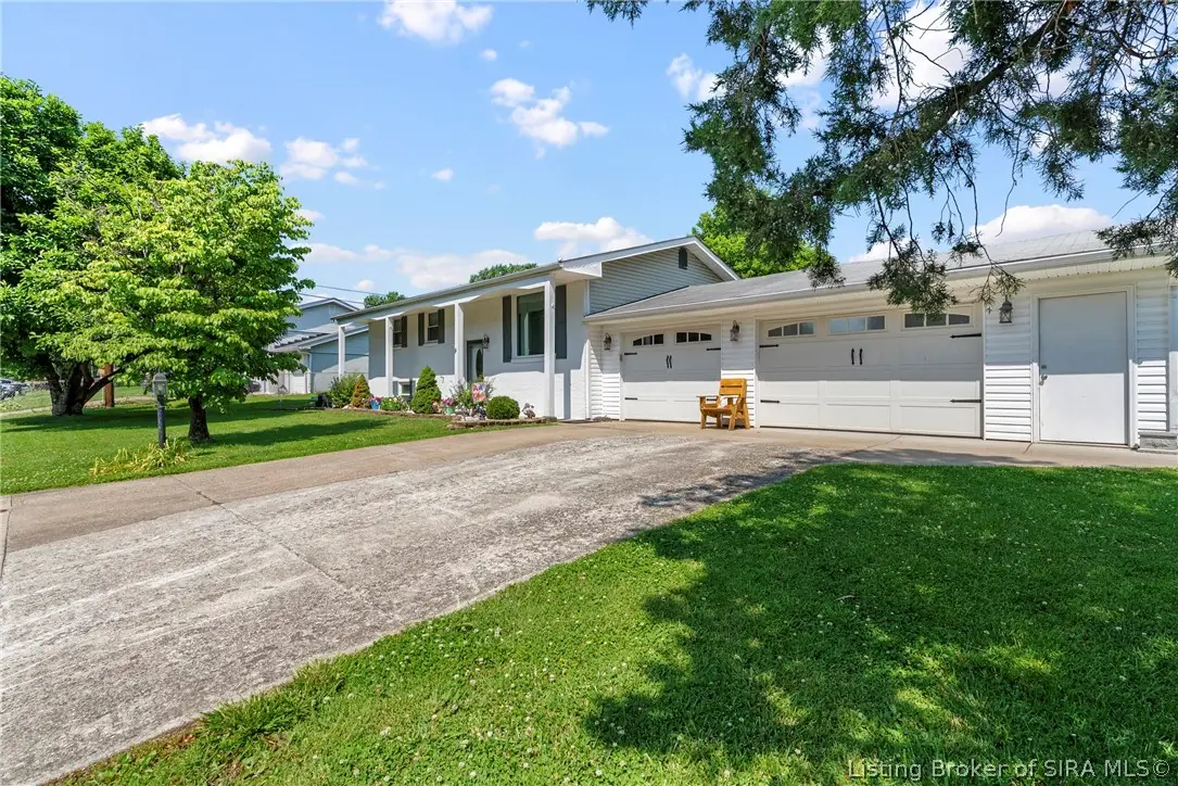 2915 Browning Place, Jeffersonville, IN 47130 - #1