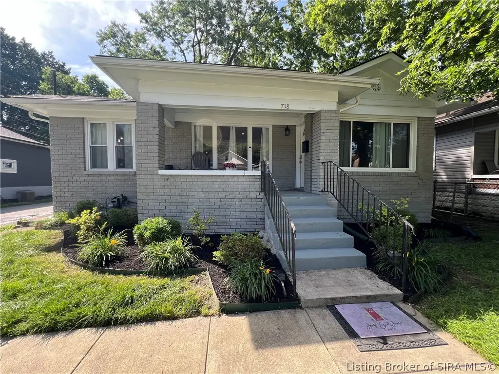 718 E Court Avenue, Jeffersonville, IN 47130 - #1