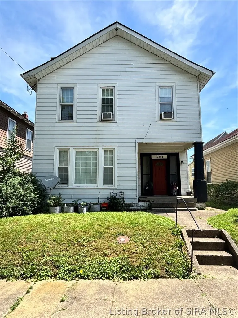 310 E 14th Street, New Albany, IN 47150 - #1