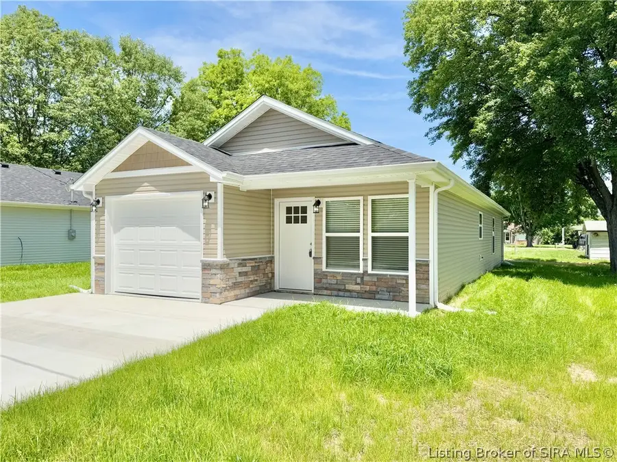 67 E Madison Street, Scottsburg, IN 47170 - #2