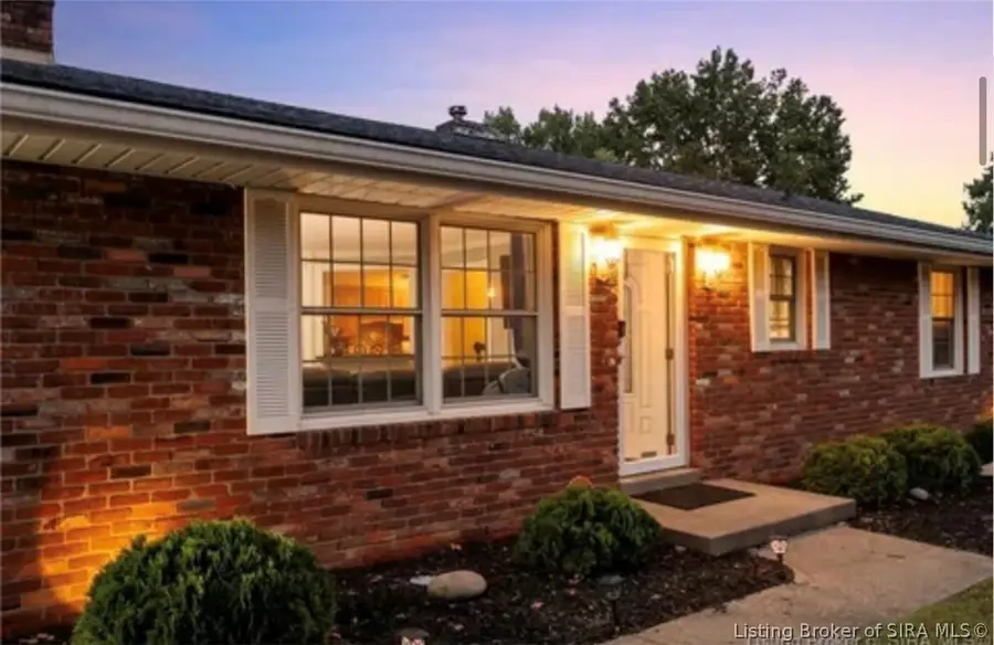 3312 Mellwood Drive, New Albany, IN 47150 - #3